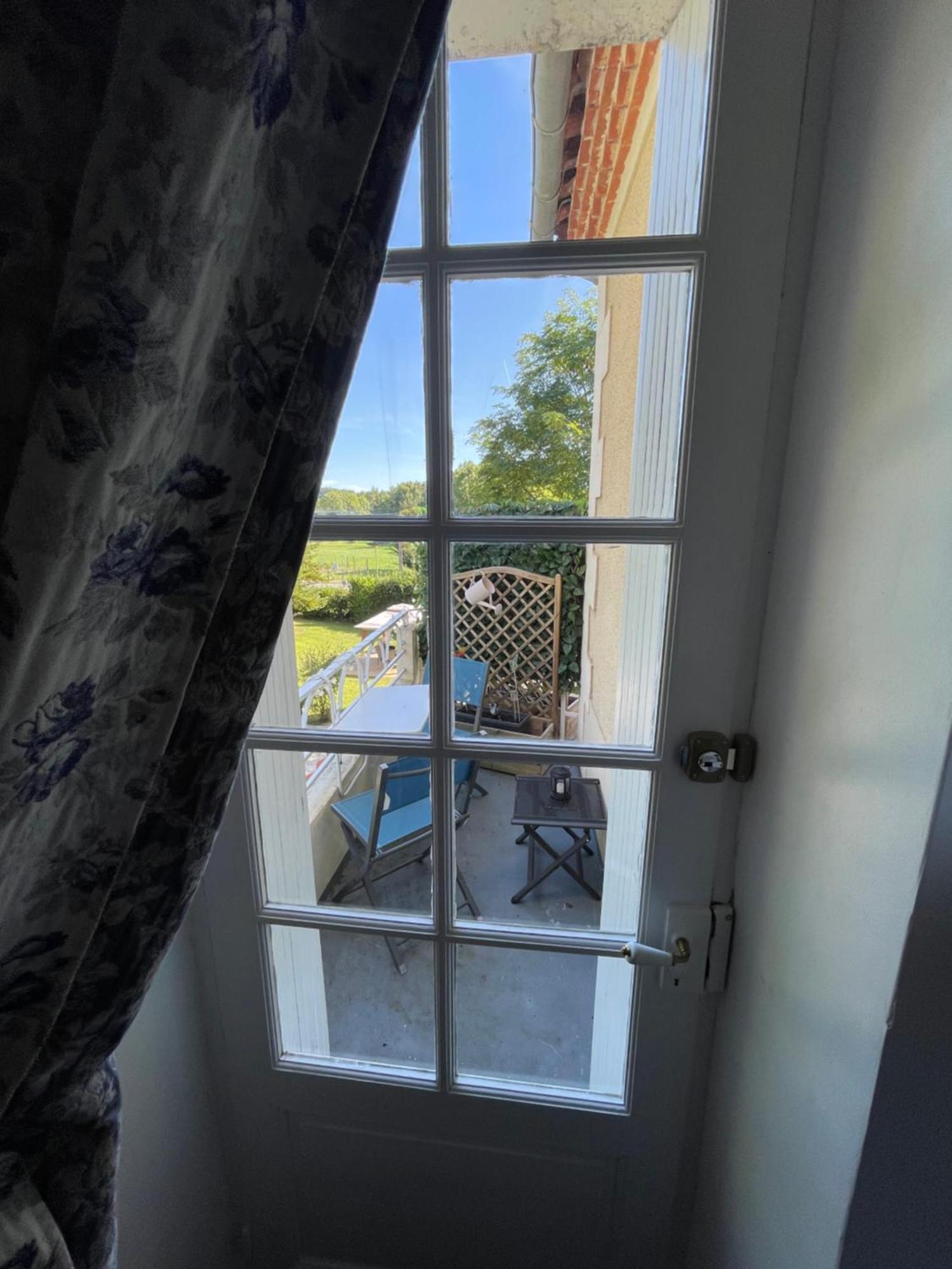 Vue Du Chateau D'Excideuil En Chambres Buitenkant foto